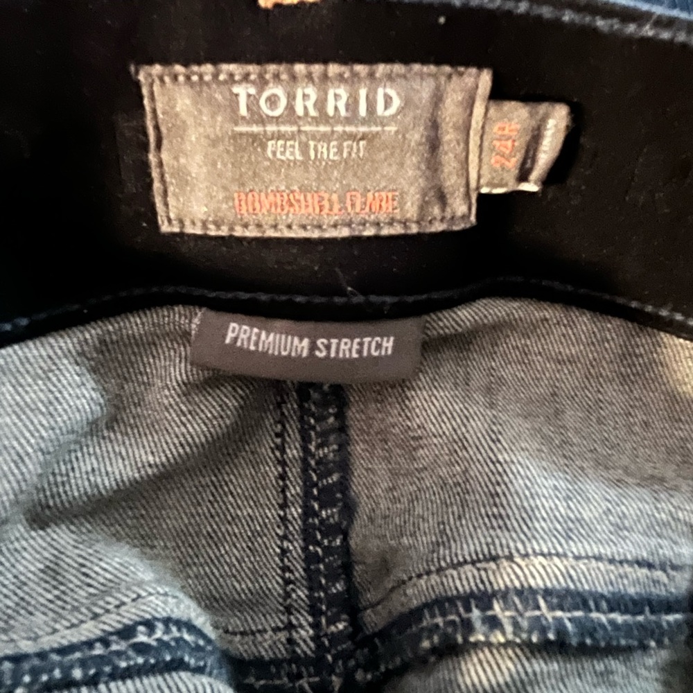 Torrid Bombshell Flare High-Rise Elastic Waist Soft Denim Jeans 24R - Picture 9 of 12